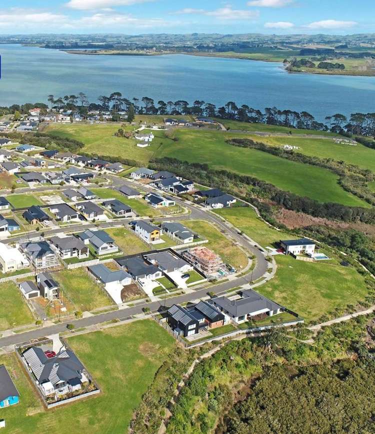 12 Tahuna Minhinnick Drive Glenbrook_4