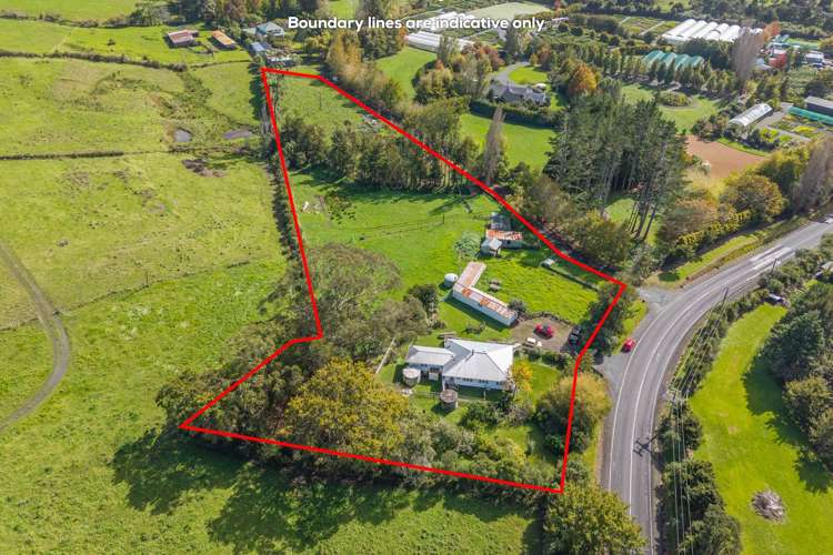 1102 Peak Road Waikoukou Valley_3