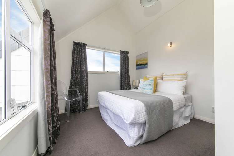 22a Tahi Terrace Glen Eden_16