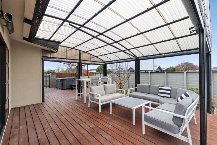 6 Trump Place Kelvin Grove_25