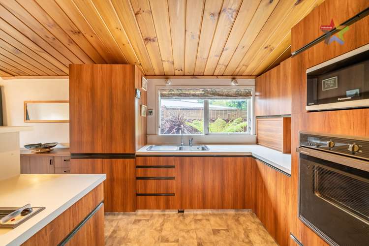 8 Bailey Grove Trentham_13