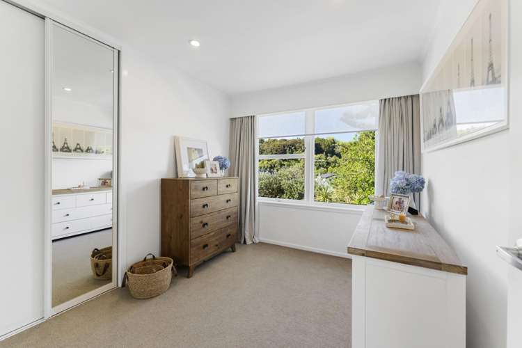 21 Lowtherhurst Road Massey_8