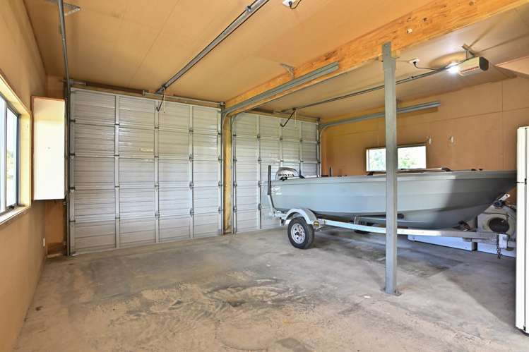 6 Argyle Street Māhia_16