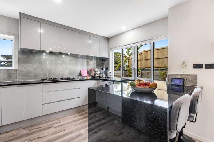 16A Sea Spray Drive Bucklands Beach_5