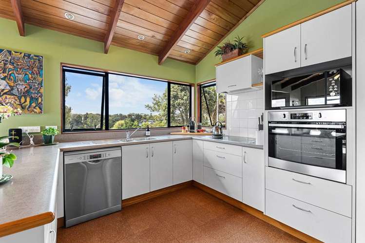 3b Barrett Street Westown_1