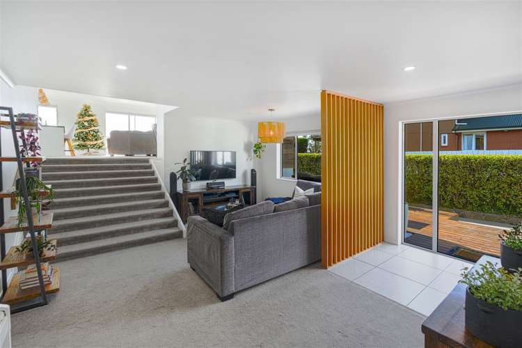 126 Huntsbury Avenue Huntsbury_9