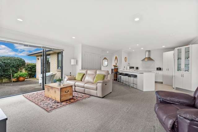14 Lochiel Place Te Kamo_3