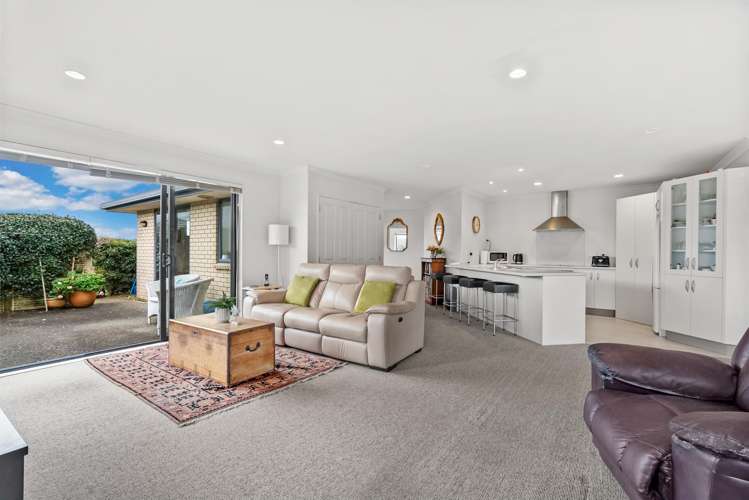 14 Lochiel Place_2