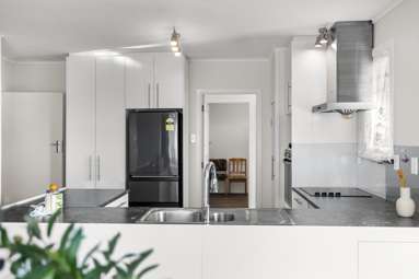11 Miro Street_4