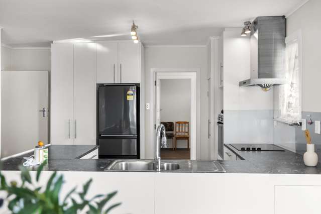 11 Miro Street Utuhina_4