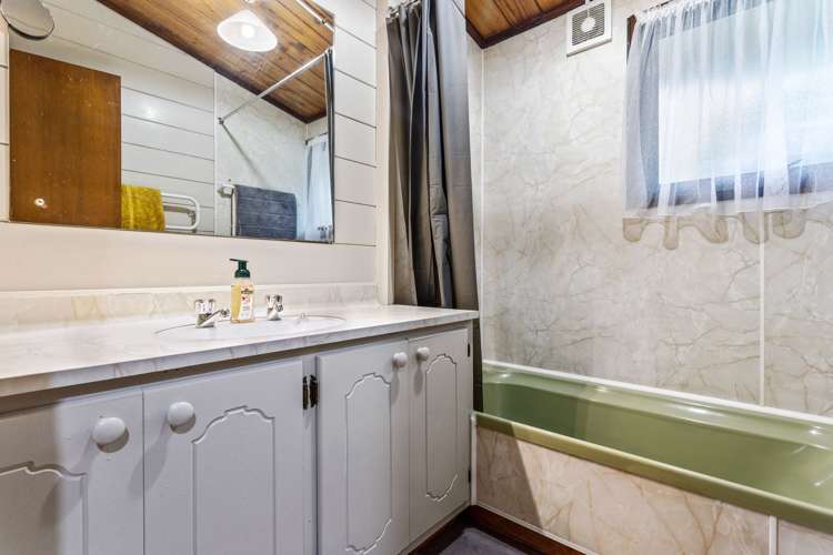 2 Windsor Rise Whakatane_14