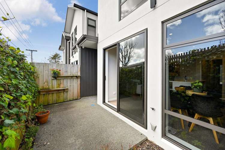 2/25 Thackeray Street Hamilton Lake_11
