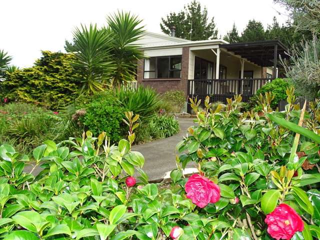 1277 Awhitu Road Pollok_2