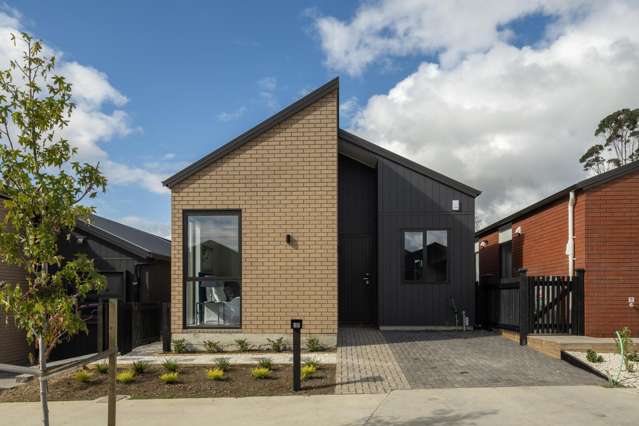 Bright, Sunny, 3 Bedroom Home