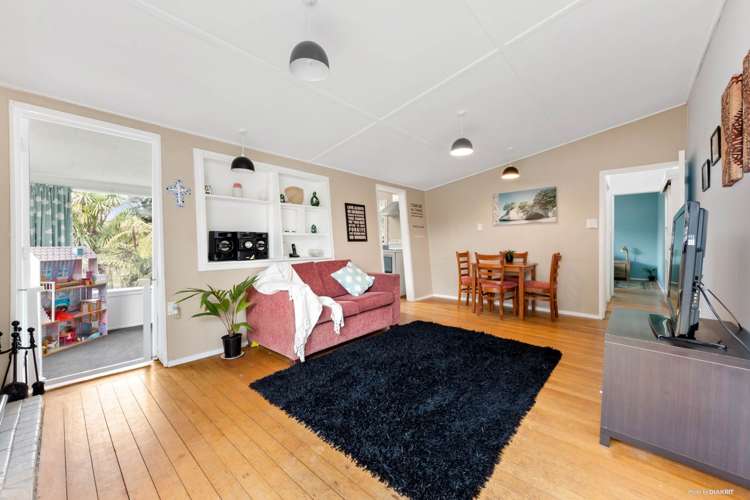 13 Beverly Place New Lynn_4