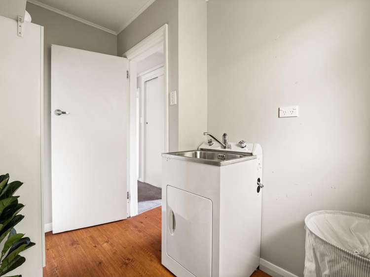 2 Rona Street Saint Kilda_14