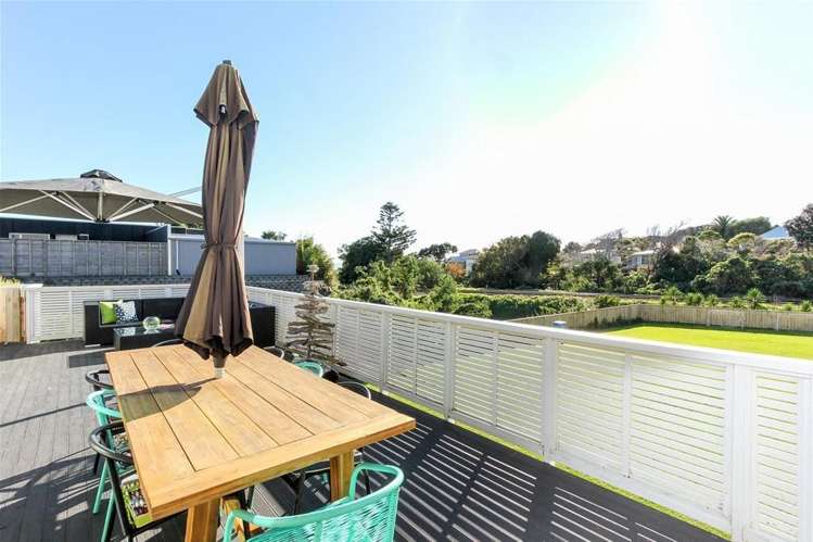 11/5a Baring Terrace Strandon_2