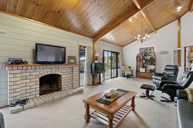 56 Thompsons Track Aongatete_13