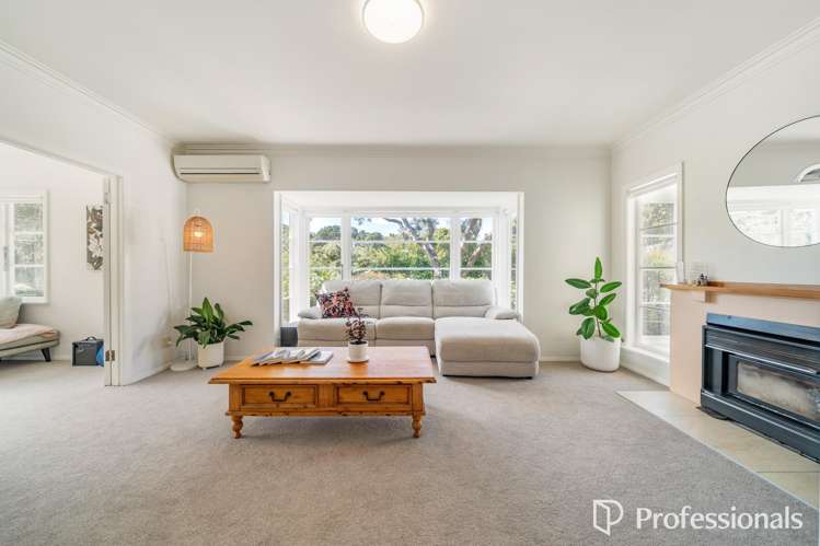 6 Te Whiti Grove Korokoro_3