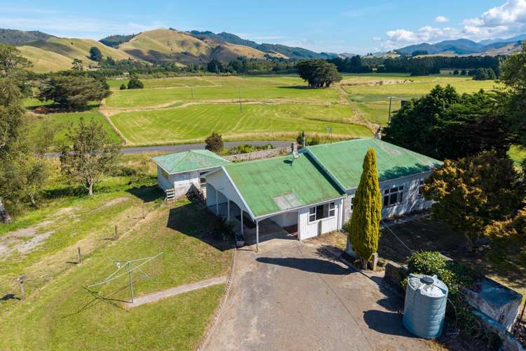 16 South Road No.2 Eketahuna_14