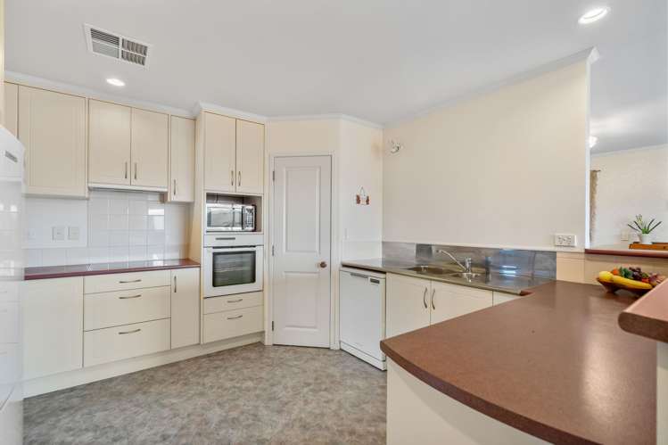 18 Elm Place Tikipunga_6