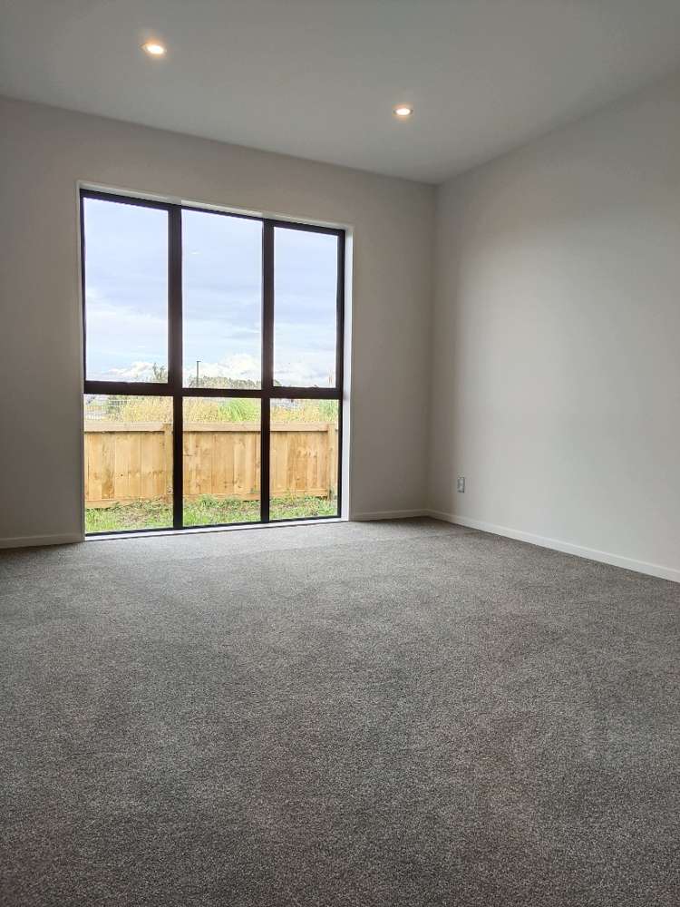 1 Castlepoint Avenue Takanini_10