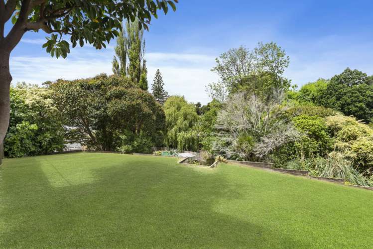 15 Eskdale Road Birkdale_16