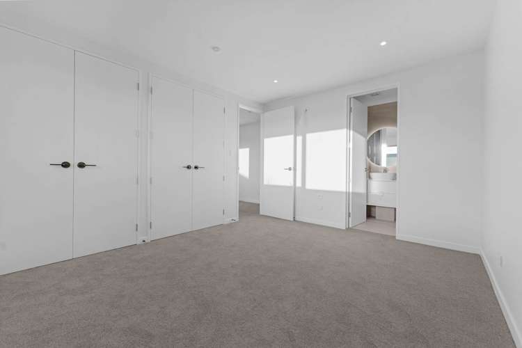 60A,B,D Lewisham Street Highland Park_39