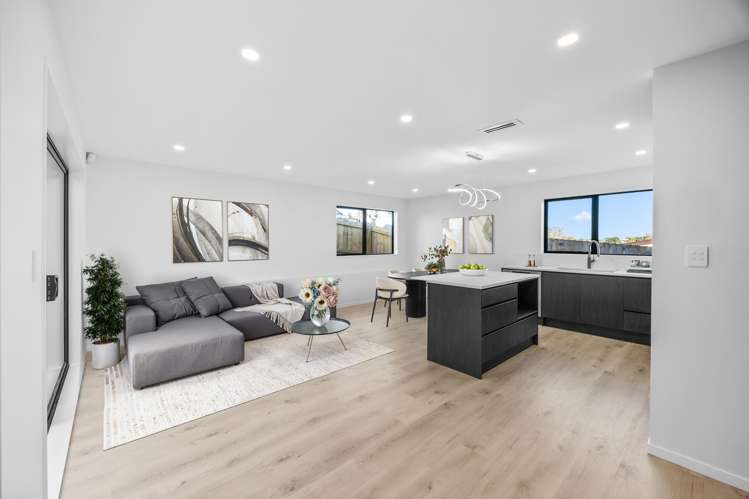 61B Totaravale Drive_4