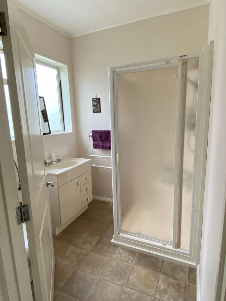 38 Monro Street Cobden_13