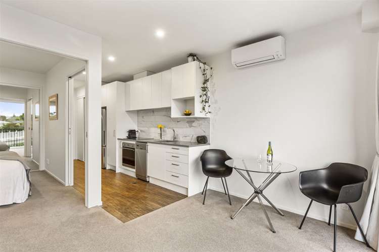 217/1a Soljak Place Mount Albert_11