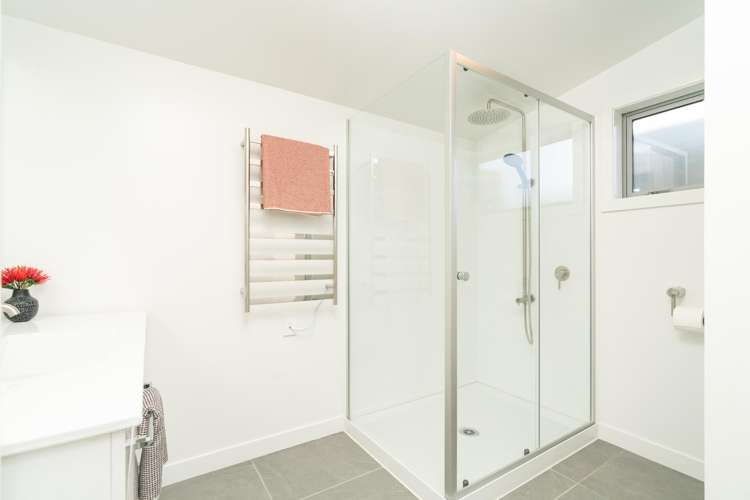 63 Happy Valley Road Owhiro Bay_12