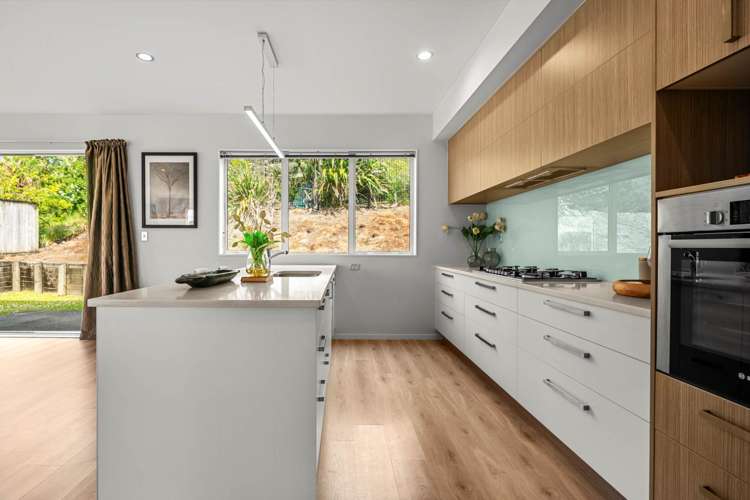 15 Sibling Court Silverdale_9