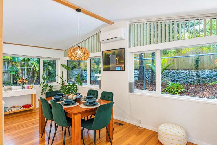 18 Claude Road Hill Park_13