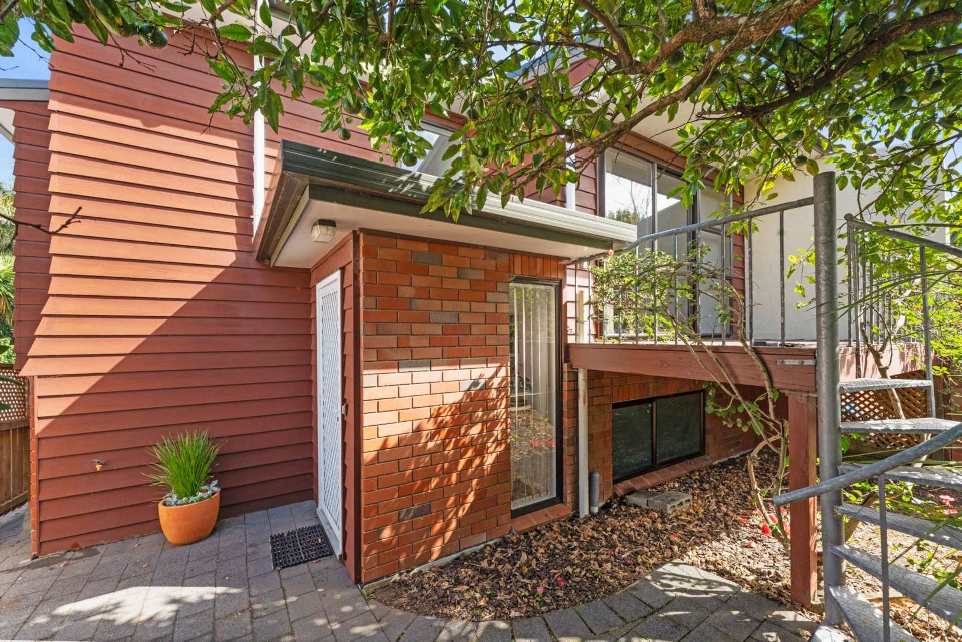 1/11 Woodhall Road Epsom_0