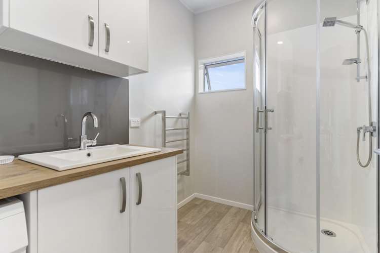 4/66 Glenmall Place Glen Eden_14