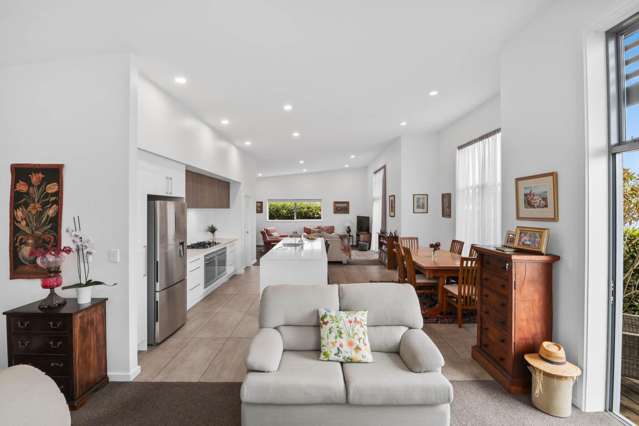 14 Corsair Crescent Burleigh_3