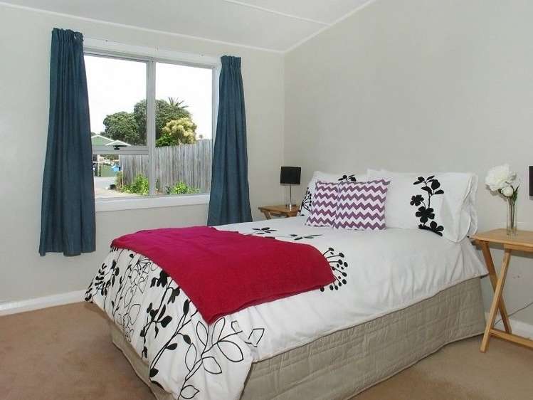 8 Whitehouse Road Titahi Bay_8