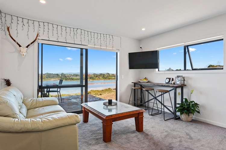 31 James Paige Lane Riverhead_20