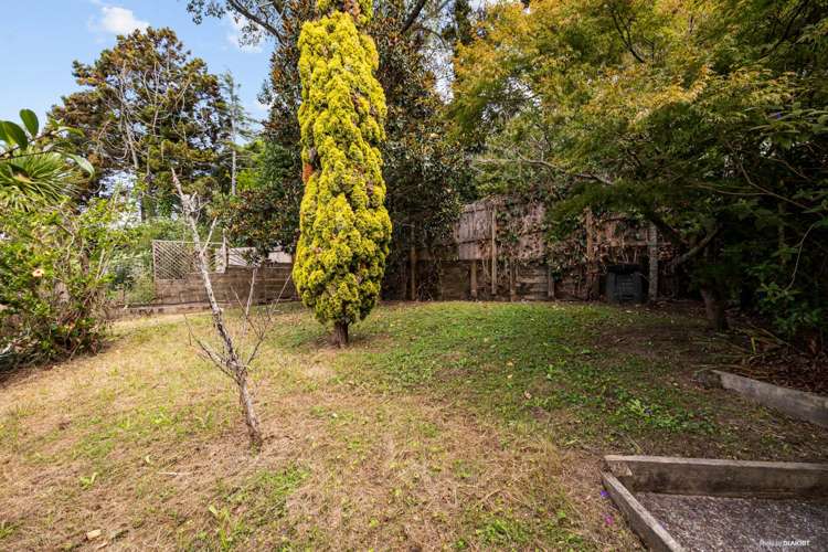 8 Hillsdale Road Hillsborough_14