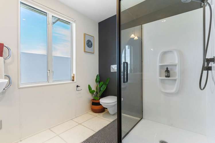 67d Pleasant Road Glen Eden_15