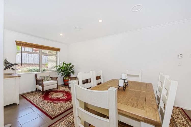 57 Chesterfield Way Orewa_21