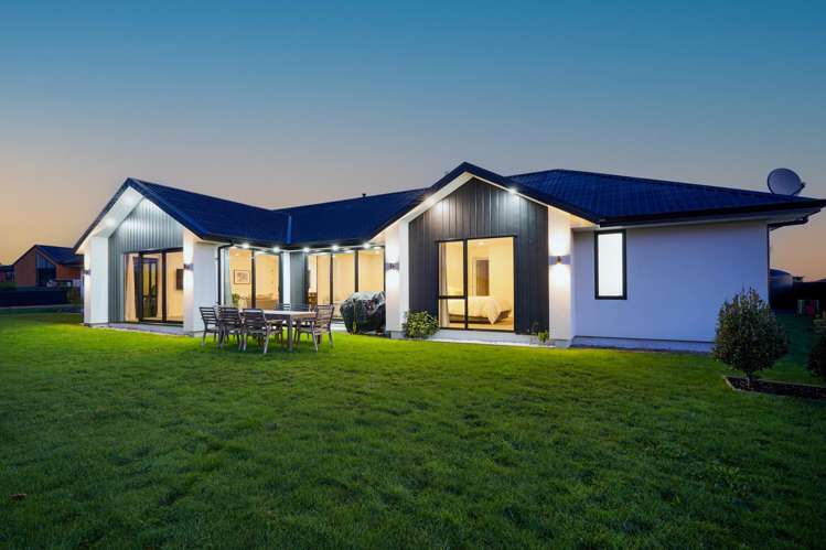 6 Chatham Rise Seaward Bush_55