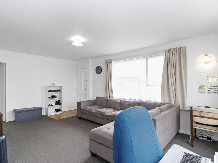 2A Melva Street Dinsdale_2