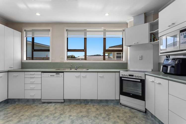 14 Barry Avenue Whakatane_12