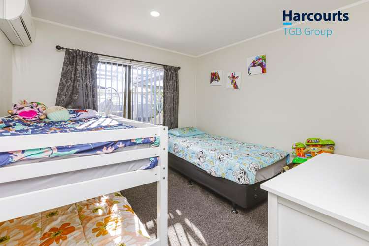 16a Hatherley Place Clendon Park_8