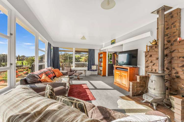 9 Pukearuhe Road Urenui_11