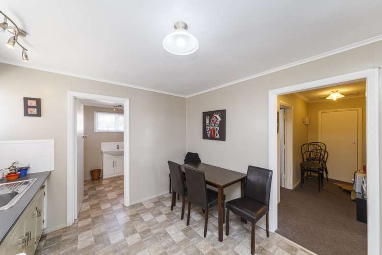 69 Monmouth Street Feilding_13