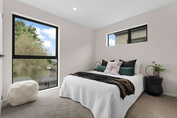 133 Riverpark Crescent Henderson_13