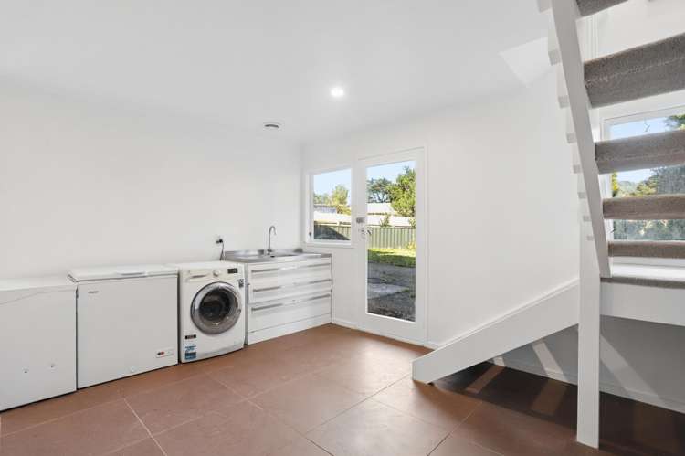 1 Kilgour Terrace Huia_17